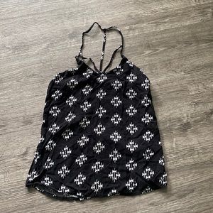 Patterned black tank top